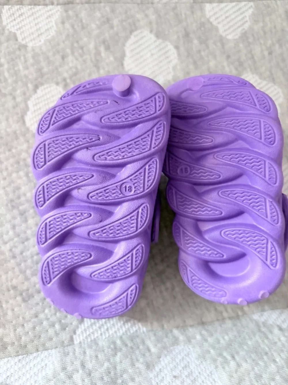 Baby clogs